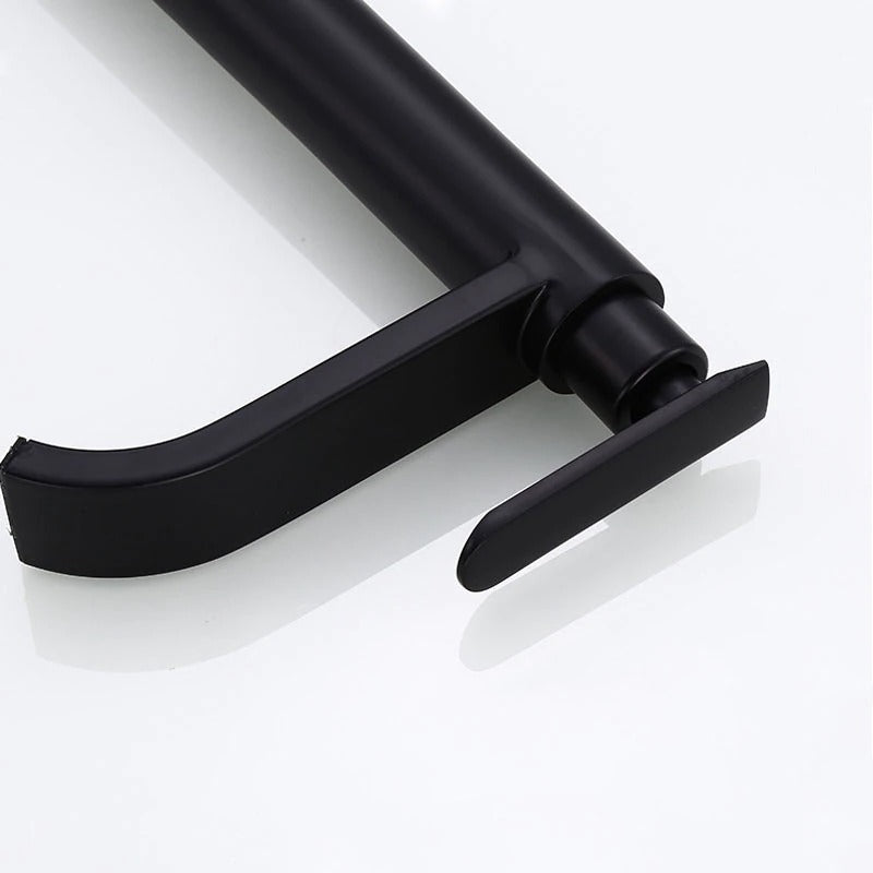 Høyt Servantkran – Elegant Matt Svart Finish