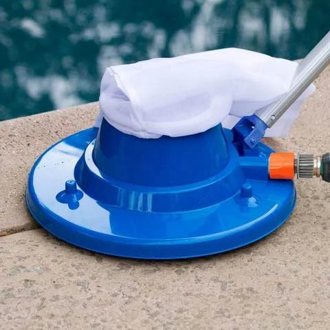 Aspirador Manual de Piscina – Ecológico e Fácil de Usar