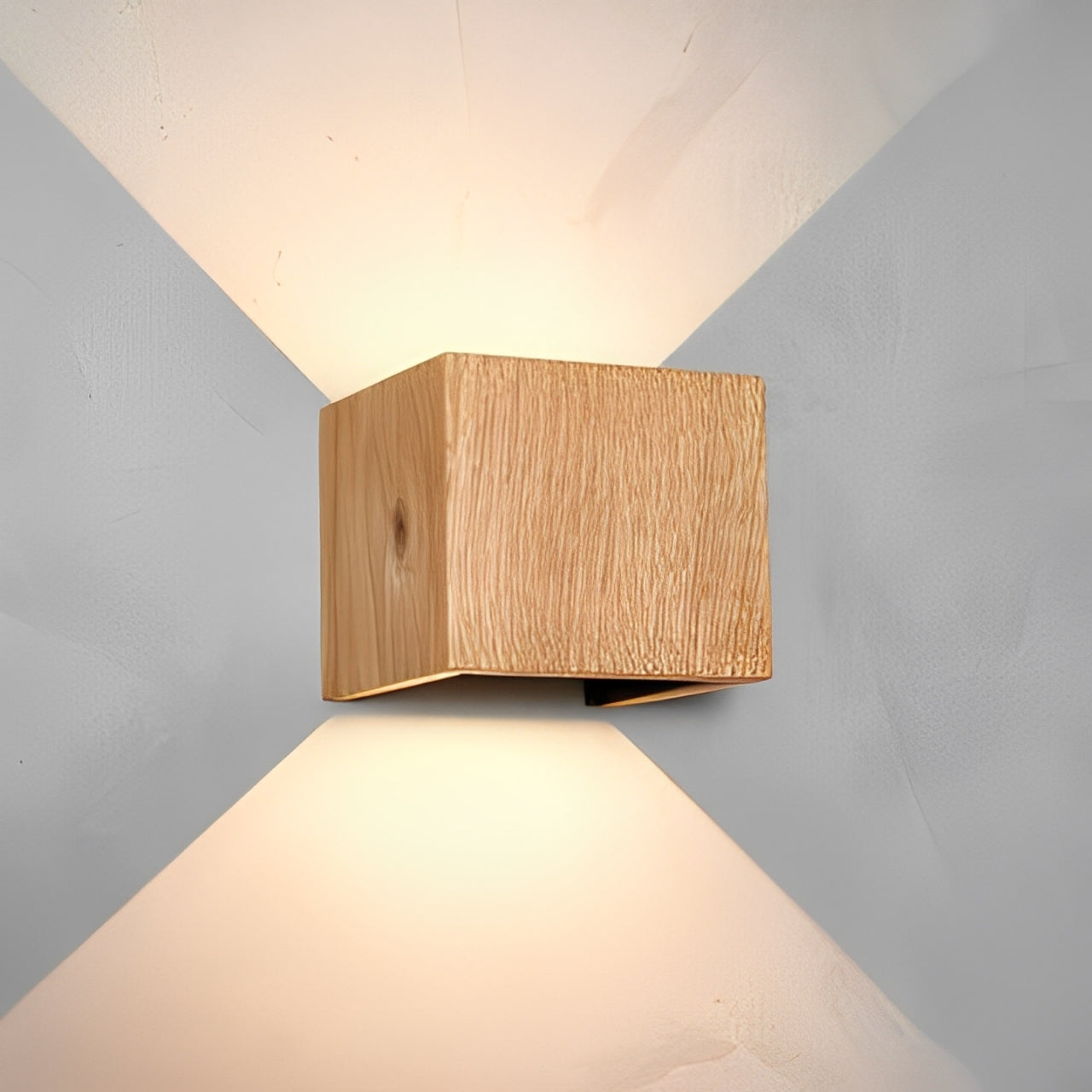 Kwadratowa Lampa Ścienna – Styl Elegancki i Autentyczny