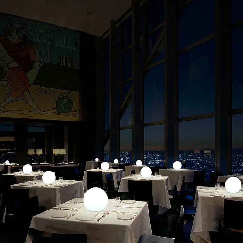 Lâmpada Esférica Exterior Sem Fios – Iluminação Nómada e Elegante