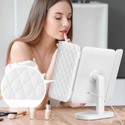 Intelligent Spejl — LED-belysning og moderne display