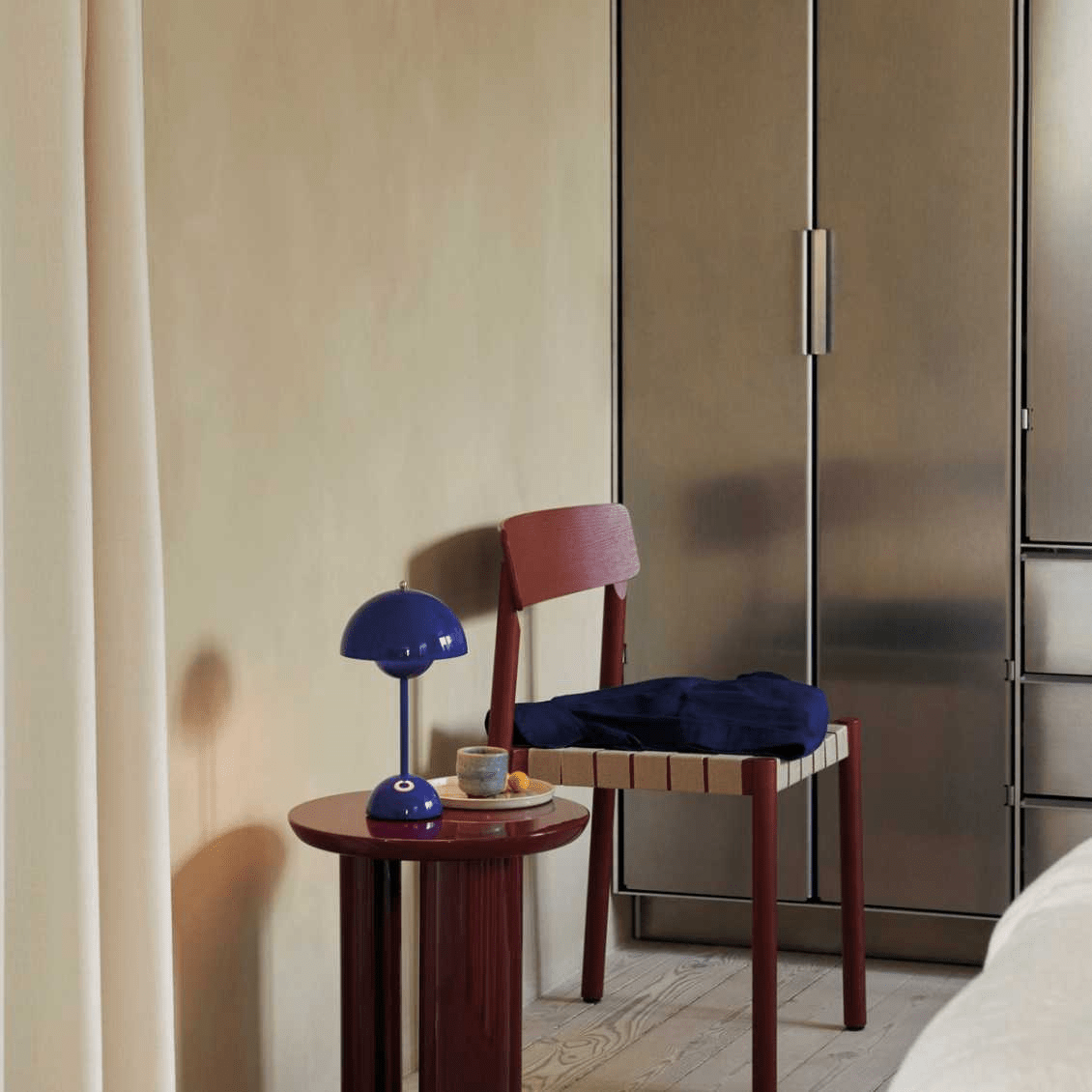 Kontor LED-lampe – Moderne enkelhet og funksjonalitet