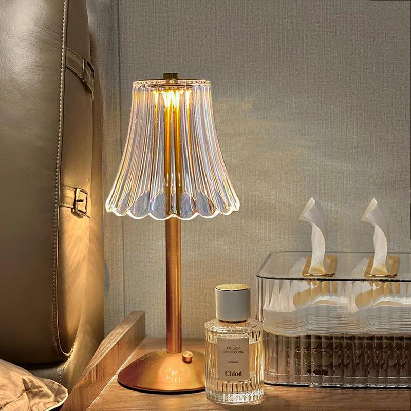 Lampada da Tavolo Senza Fili – Illuminazione Nomade ed Elegante