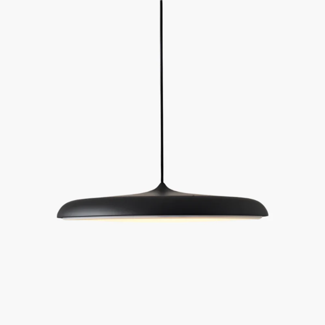 Skandinavisk oppheng – Minimalistisk eleganse for ditt interiør
