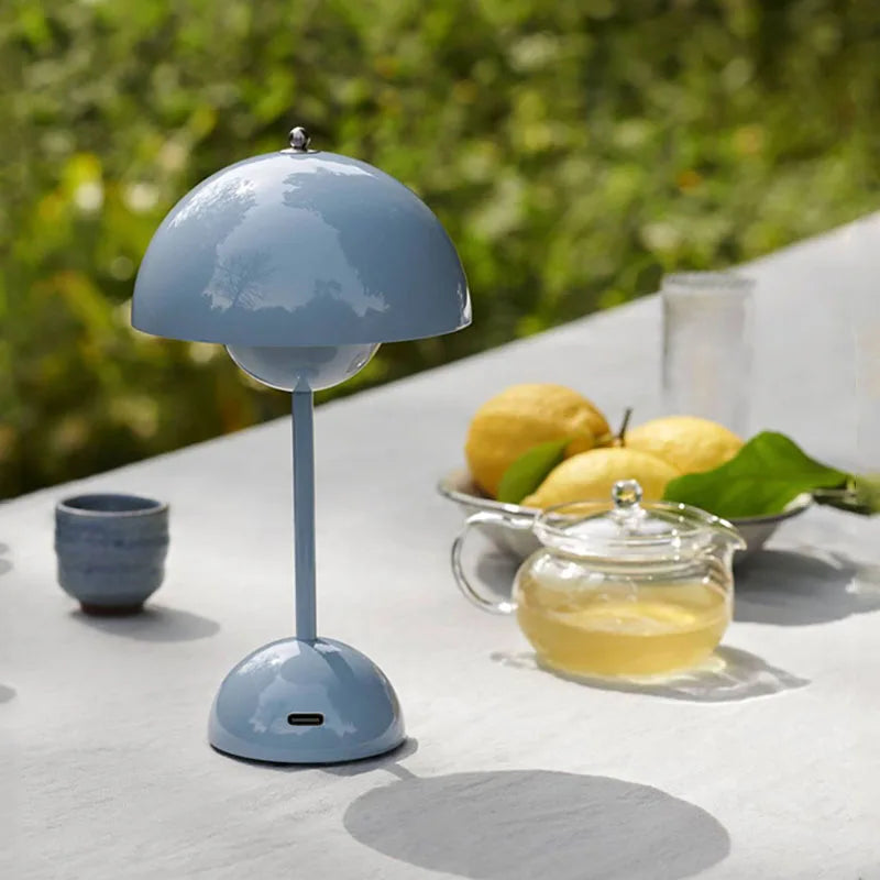 Draagbare Tafellamp – Modern Design en Mobiele Verlichting