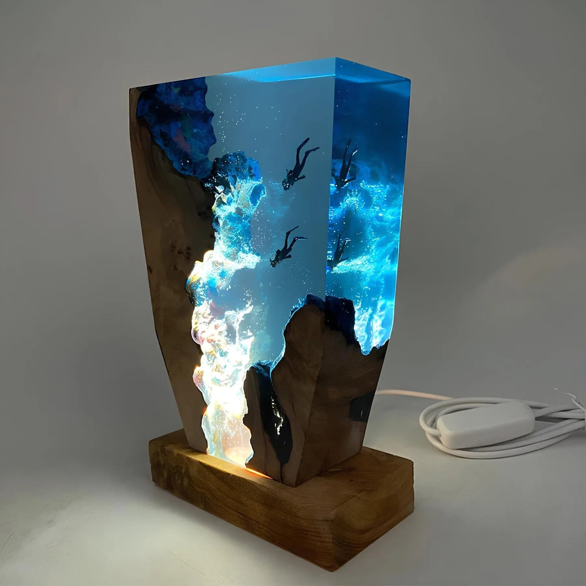 Oceansk Bordlampe – Beroligende Lysdekorasjon 