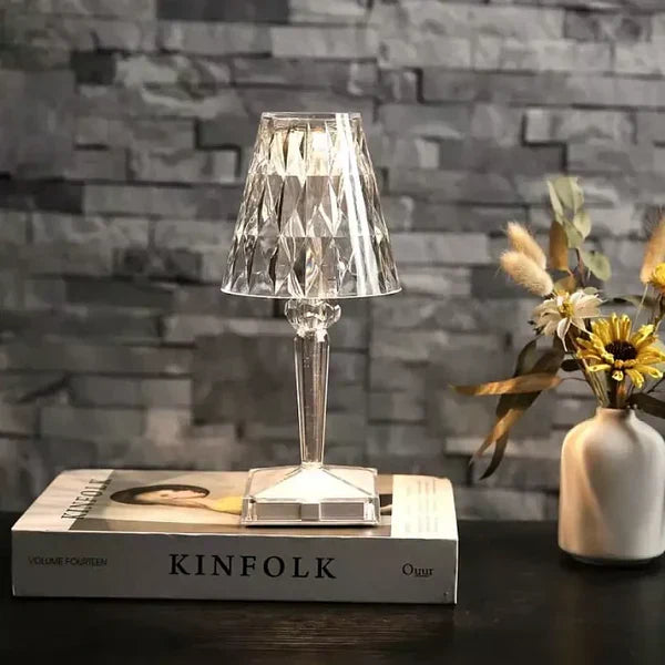 Lampe De Table Cristalline – Élégance Moderne Et Ambiance Chaleureuse