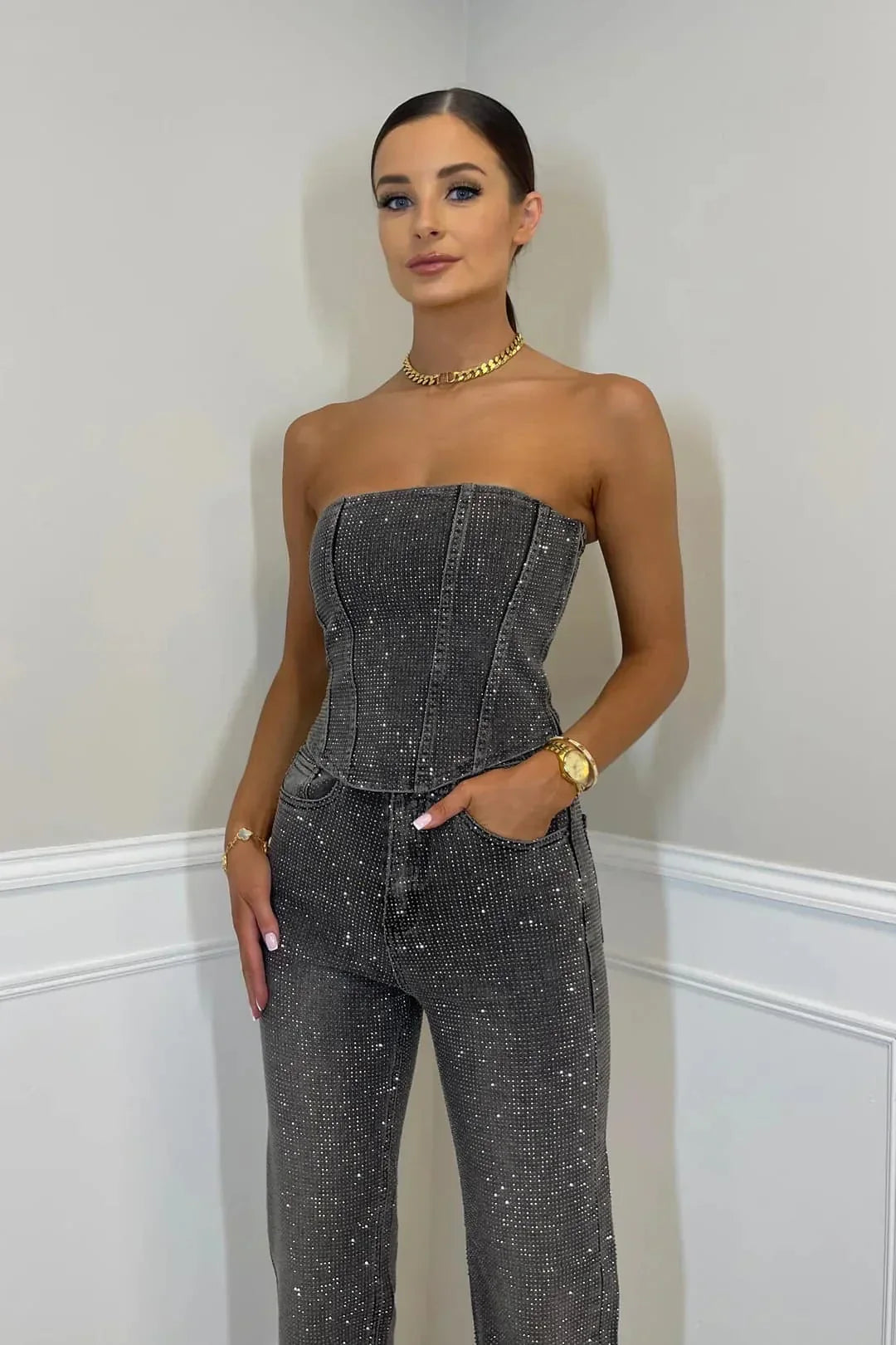 Ginia | Długa Kombinacja Bustier – Glamour i Wyróżnienie 