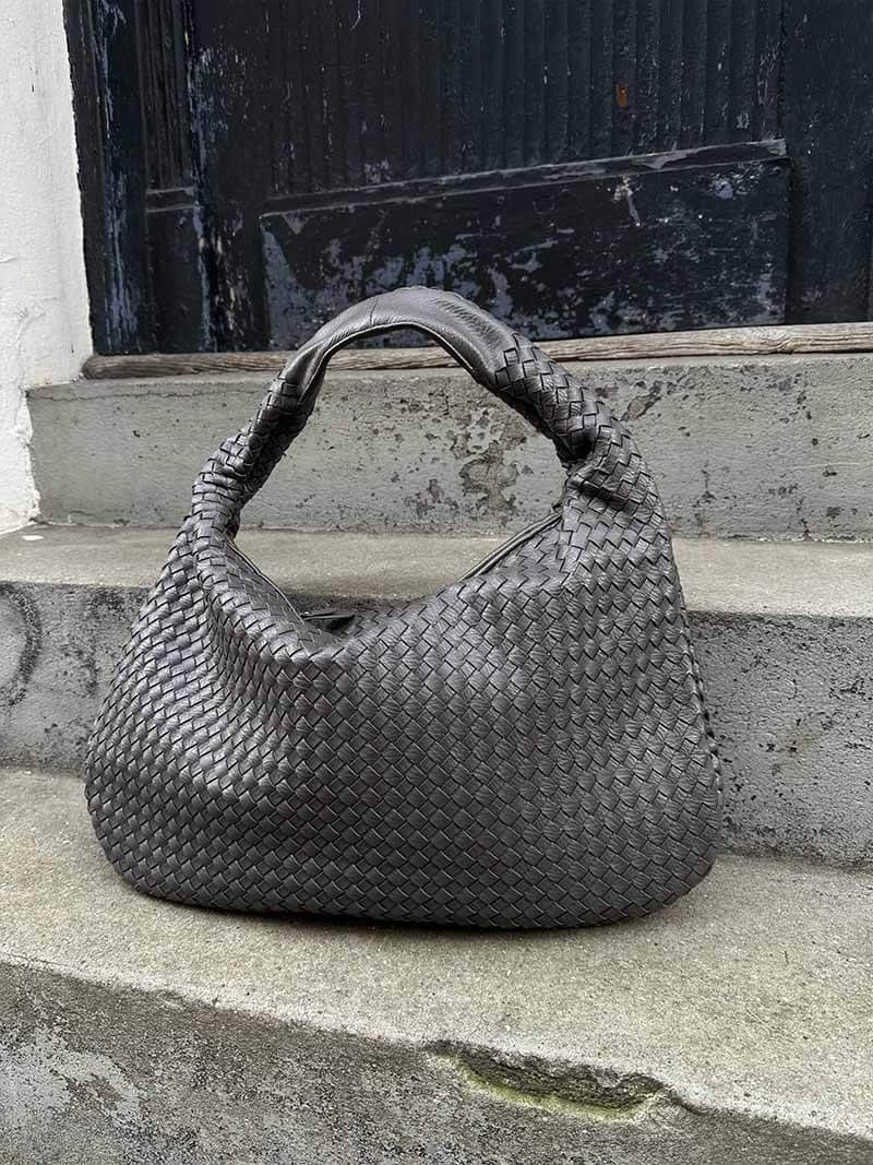 Josiane | Woven Handbag – Artisan Elegance and Timeless Charm 