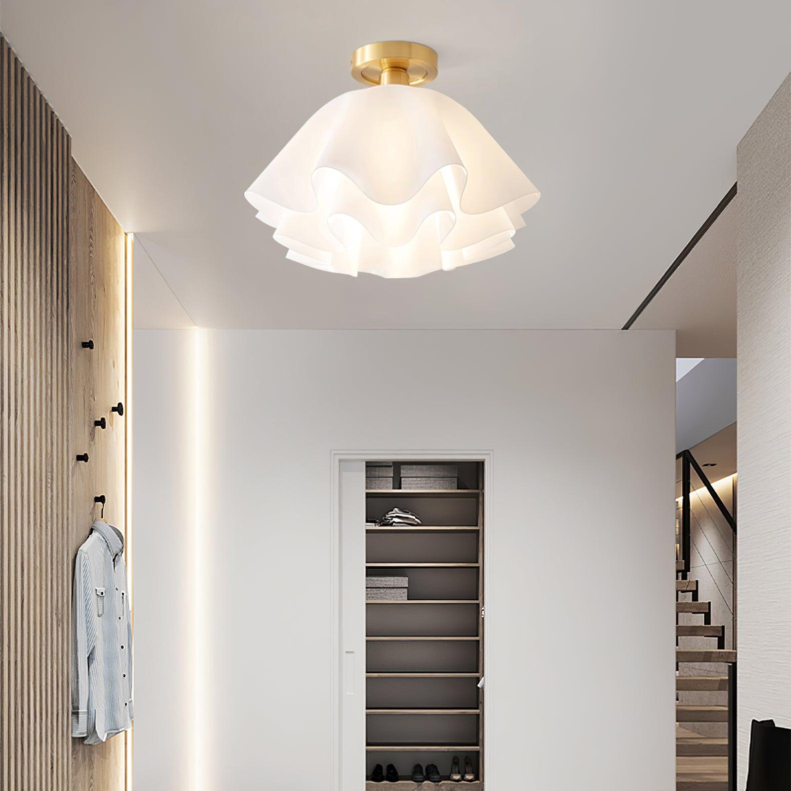 Moderne Elegant Loftlampe – Raffineret Belysning Og Varm Atmosfære 