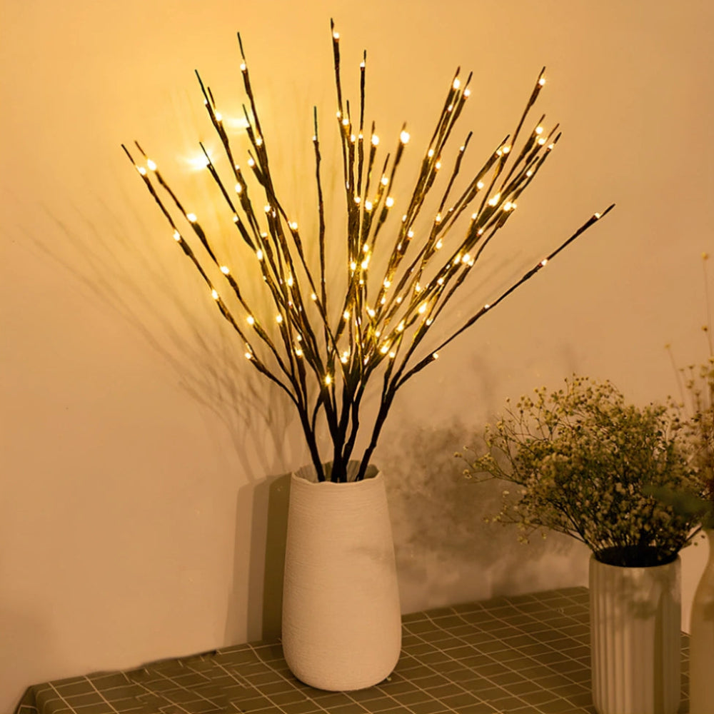 קישוט LED מואר – אווירה חמה ואלגנטית 