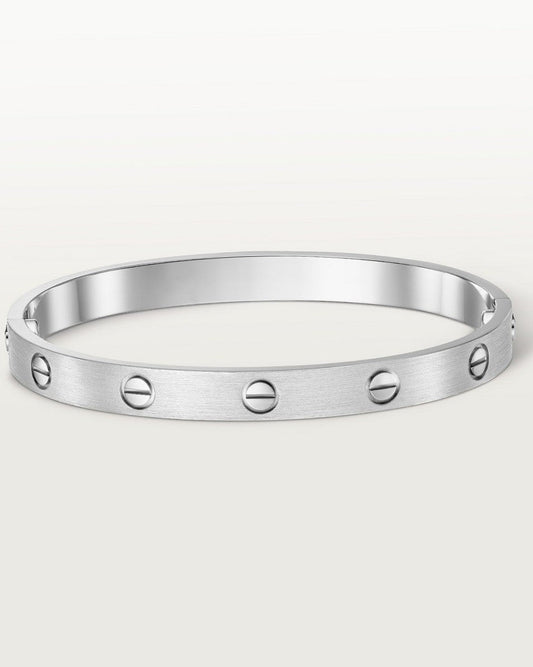 Steifes Armband – Finish Silber und raffinierter Stil 