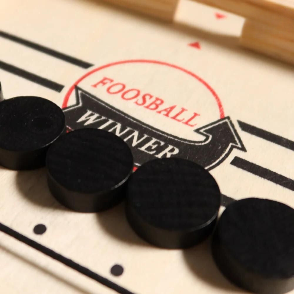 FoosballPalet ™ - Sii il primo a sbarazzarti di tutti i tuoi dischi!