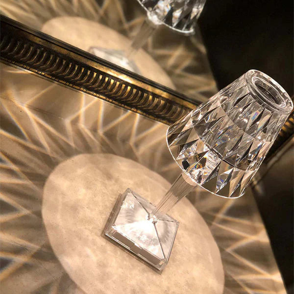 Lampe De Table Cristalline – Élégance Moderne Et Ambiance Chaleureuse