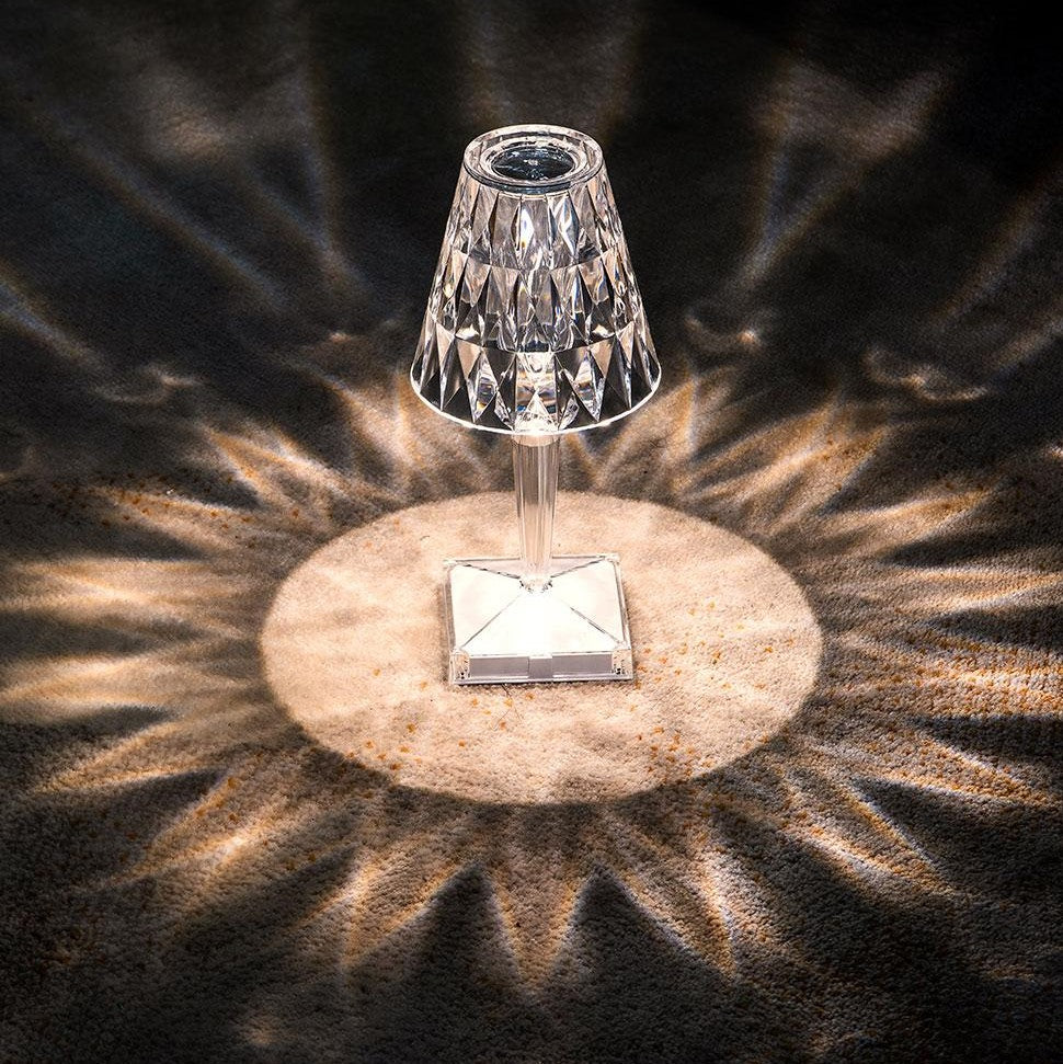 Lampe De Table Cristalline – Élégance Moderne Et Ambiance Chaleureuse