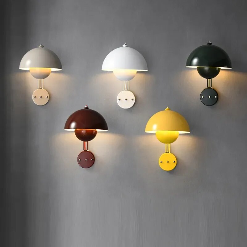Osvětlená nástěnná lampa - elegantní osvětlení a hřejivá atmosféra