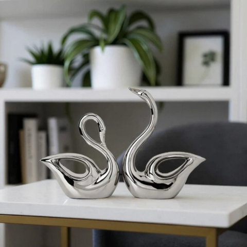 Decoratieve Keramische Beeldhouwkunst - Elegantie en Fijnheid 