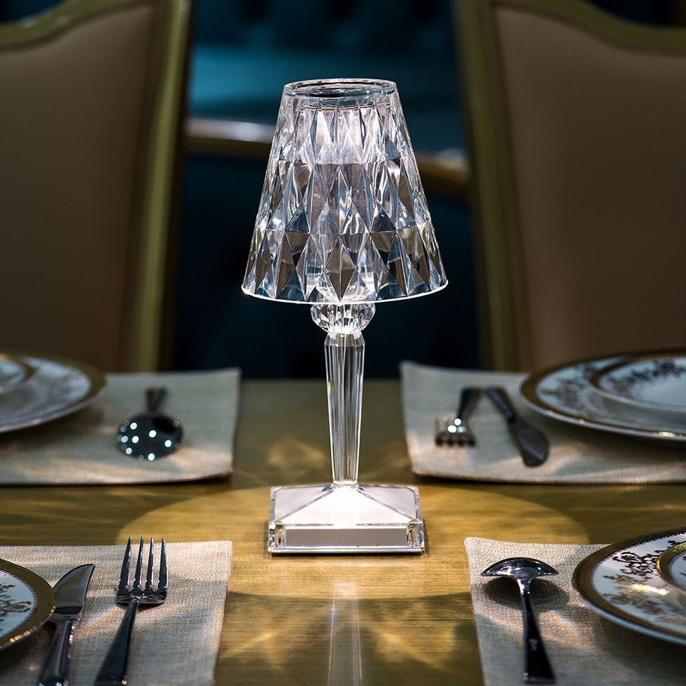 Lampe De Table Cristalline – Élégance Moderne Et Ambiance Chaleureuse