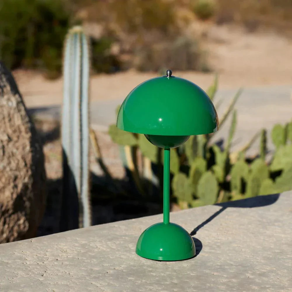 Stolní LED lampa – moderní jednoduchost a funkčnost 