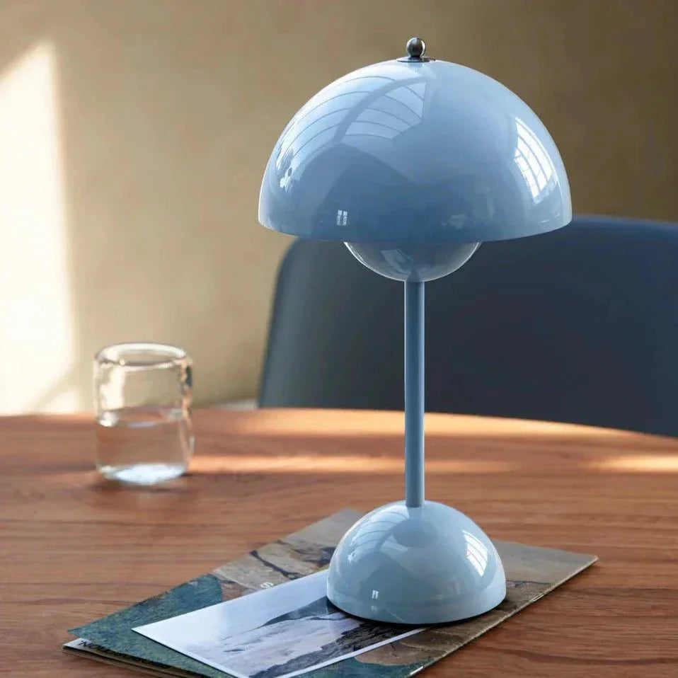 Stolní LED lampa – moderní jednoduchost a funkčnost 